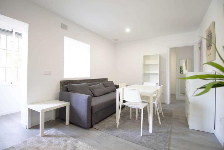Apartamento de 2 dormitorios en alquiler en Madrid photo 0