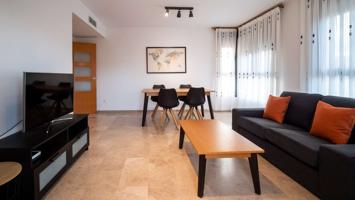 Piso de 2 habitaciones en alquiler en Benimaclet photo 0