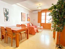 Apartamento de 2 dormitorios en alquiler en Ciutat Vella photo 0