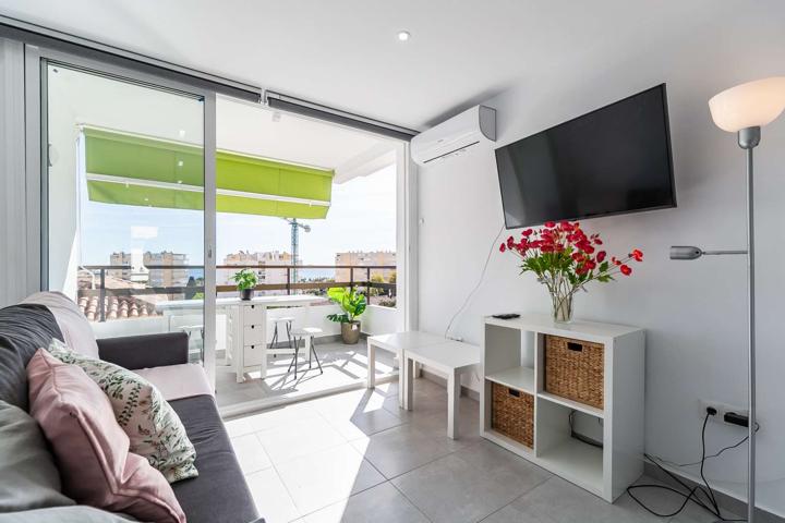 Apartamento de 2 dormitorios en alquiler en Torremolinos, gastos incluidos photo 0
