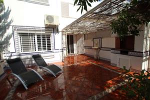 Se alquila casa de 3 dormitorios en Mar De Cristal photo 0