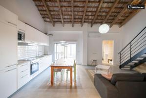 Piso de 2 habitaciones en alquiler en Burjassot photo 0