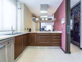Piso de 2 habitaciones en alquiler en La Seu, gastos incluidos photo 0