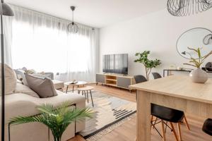 Apartamento de 2 dormitorios en alquiler en Madrid photo 0