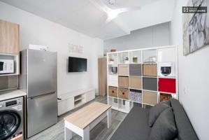 Apartamento de 1 dormitorio en alquiler en El Cabanyal photo 0