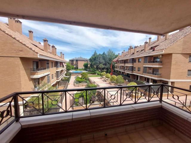Estudio en alquiler en Villaviciosa de Odón, solo profesionales photo 0