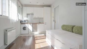 Estudio en alquiler para una persona en Madrid photo 0