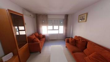 Apartamento de 3 habitaciones en alquiler en Almenara photo 0