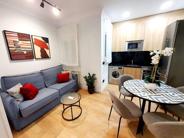 Estudio en alquiler en Puerta del Ángel, Madrid, gastos incluidos photo 0
