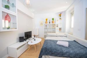 Apartamento de 2 dormitorios en alquiler en Salamanca photo 0