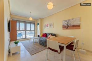 Se alquila apartamento de 1 dormitorio en Benicalap, gastos incluidos. photo 0