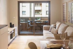 Piso de 3 habitaciones en alquiler en Mestalla, Valencia, gastos incluidos photo 0