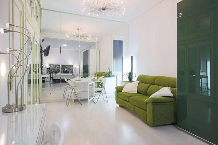 Estudio en alquiler en Palacio, Madrid photo 0