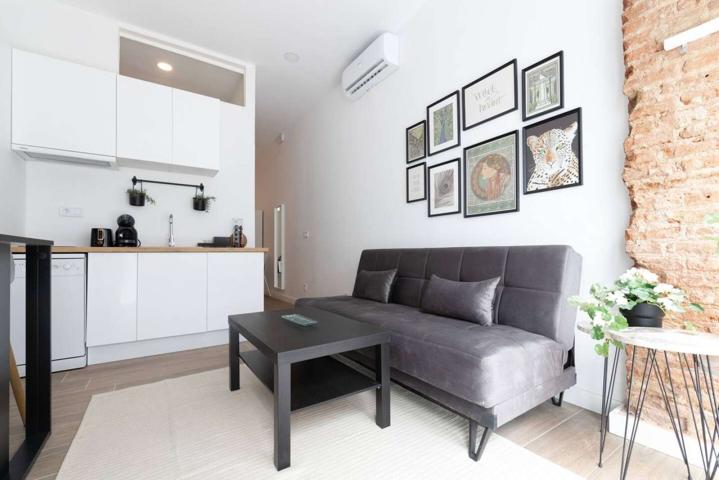 Se alquila piso de 1 dormitorio en Ventas. photo 0