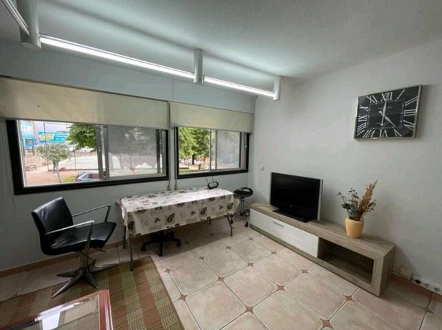 Piso de 2 habitaciones en alquiler en Vigo, gastos incluidos photo 0