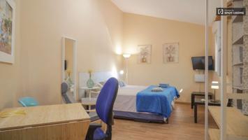 Se alquila piso de 1 dormitorio en Pozuelo de Alarcón, gastos incluidos, solo estudiantes photo 0