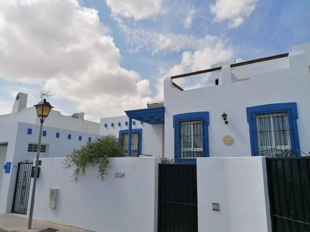 Estudio en alquiler en Almería, gastos incluidos photo 0