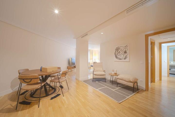 Se alquila piso de 2 habitaciones en Nueva España, gastos incluidos. photo 0