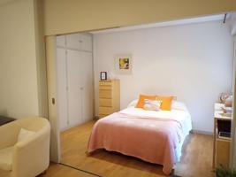 Estudio en alquiler en Recoletos photo 0