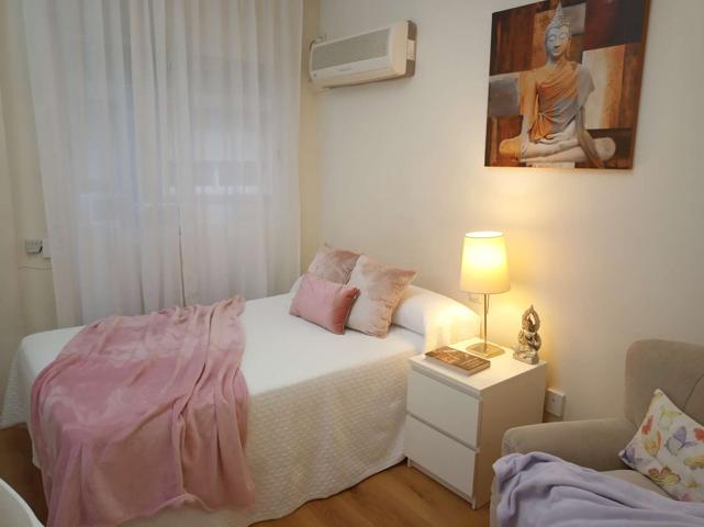 Estudio en alquiler en Recoletos photo 0