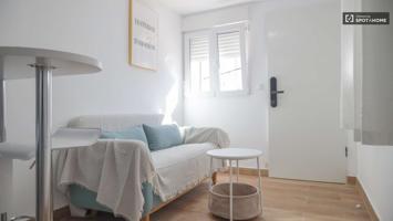 Se alquila piso de 1 dormitorio en Bellas Vistas, exterior. photo 0
