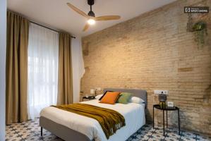 Apartamento de 1 dormitorio en alquiler en Valencia photo 0