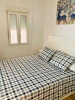 Se alquila apartamento de 1 dormitorio en Valdeacederas photo 0