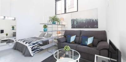 Estudio en alquiler en Pueblo Nuevo, Madrid photo 0