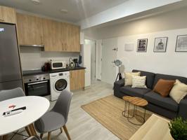 Apartamento de 2 habitaciones en alquiler en Distrito Latina photo 0