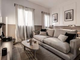 Apartamento de 2 dormitorios en alquiler en Madrid photo 0