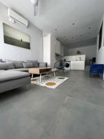 Apartamento de 2 dormitorios en alquiler en Raval Roig, Alicante photo 0