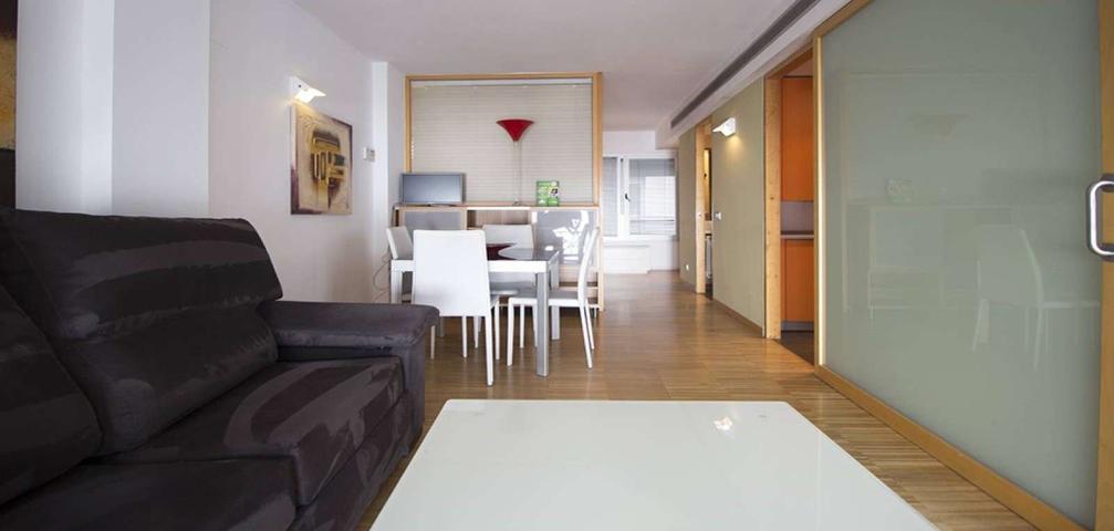 Se alquila piso de 2 habitaciones en Embajadores, no se admiten mascotas. photo 0