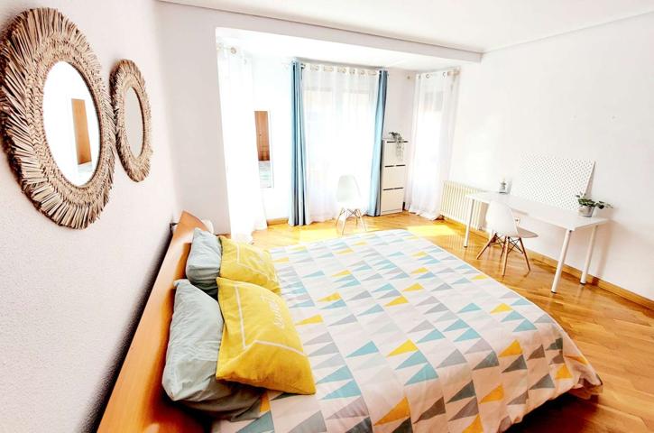 Piso en alquiler de 3 habitaciones en Castellón De La Plana photo 0