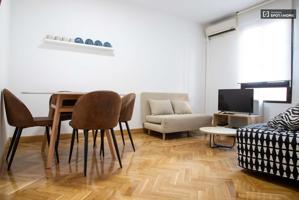 Apartamento de 2 dormitorios en alquiler en Tetuan, Madrid. photo 0