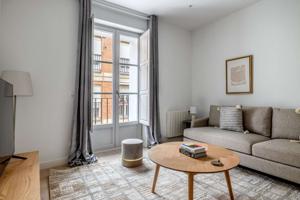 Apartamento de 1 dormitorio en alquiler en Madrid photo 0