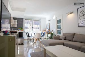 Apartamento de 2 dormitorios en alquiler en Madrid photo 0