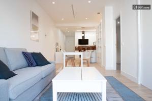 Apartamento de 2 dormitorios en alquiler en Madrid photo 0