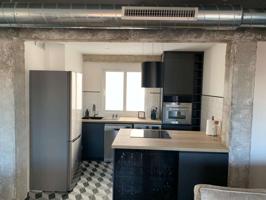 Piso de 3 habitaciones en alquiler en Zaragoza, gastos incluidos photo 0
