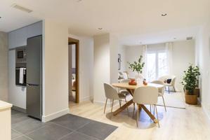 Piso de 2 habitaciones en alquiler en Nueva España, perfecto para profesionales, parejas, familias y estudiantes. photo 0