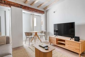 Apartamento de 1 dormitorio en alquiler en Malasaña+ photo 0