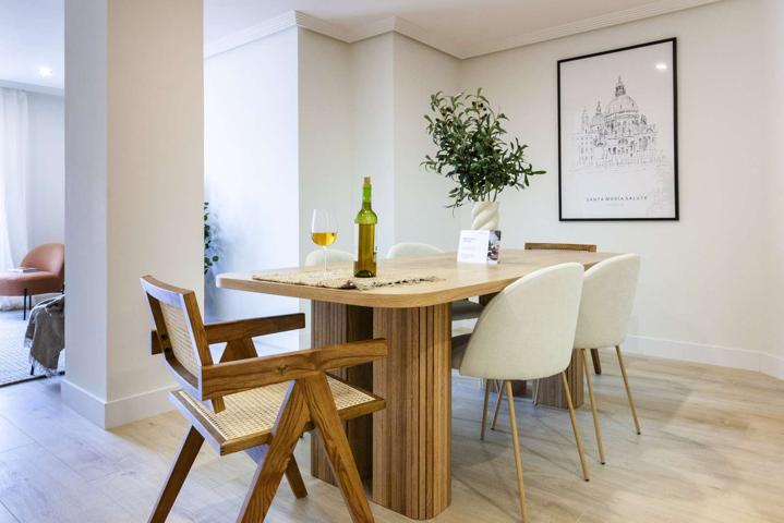Apartamento de 4 dormitorios en alquiler en Nueva España photo 0