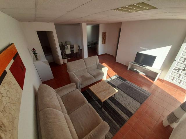 Piso de 2 habitaciones en alquiler en Sant Andreu de la Barca photo 0