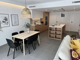 Apartamento de 2 dormitorios en alquiler en Valencia photo 0