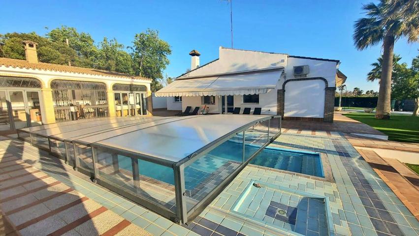 Piso de 5 dormitorios en alquiler en Sanlúcar la Mayor, gastos incluidos photo 0