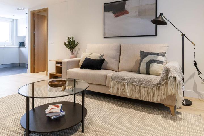 Apartamento de 2 dormitorios en alquiler en Nueva España photo 0