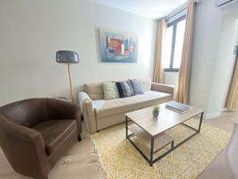 Apartamento de 1 dormitorio en alquiler en Lavapiés photo 0