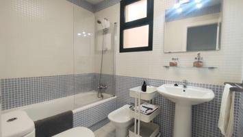 Estudio en alquiler en Triana, gastos incluidos photo 0