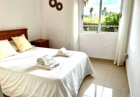 Apartamento de 2 dormitorios en alquiler en Dénia, gastos incluidos photo 0