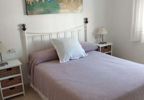 Apartamento de 2 dormitorios en alquiler en Dénia, gastos incluidos photo 0