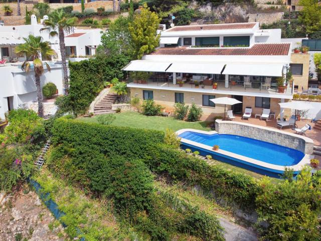 Apartamento de 5 dormitorios en alquiler en Jávea, gastos incluidos. photo 0